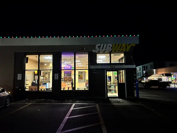 Storefront roofline lighting in Boston, MA