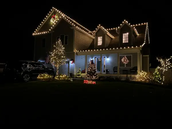 Residential Christmas light installation by the Holiday Lights Decor network