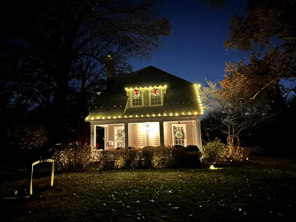 Residential Christmas light installation by the Holiday Lights Decor network