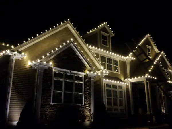 Residential Christmas light installation by the Holiday Lights Decor network