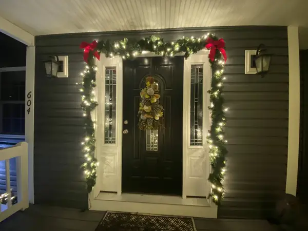 Commercial grade wreath and garland work by the Holiday Lights Decor network